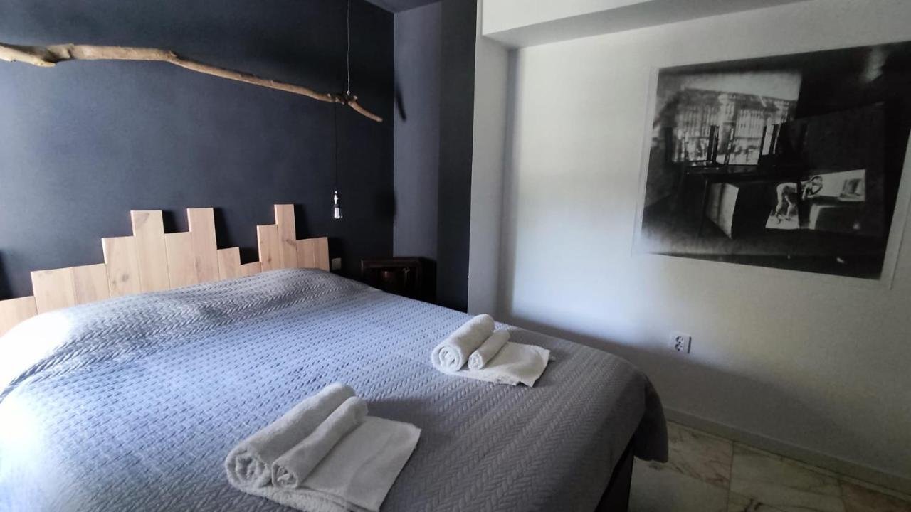 01 Sra Da Rocha Com Piscina E Ac - Casas & Papeis Lägenhet Armação de Pêra Exteriör bild